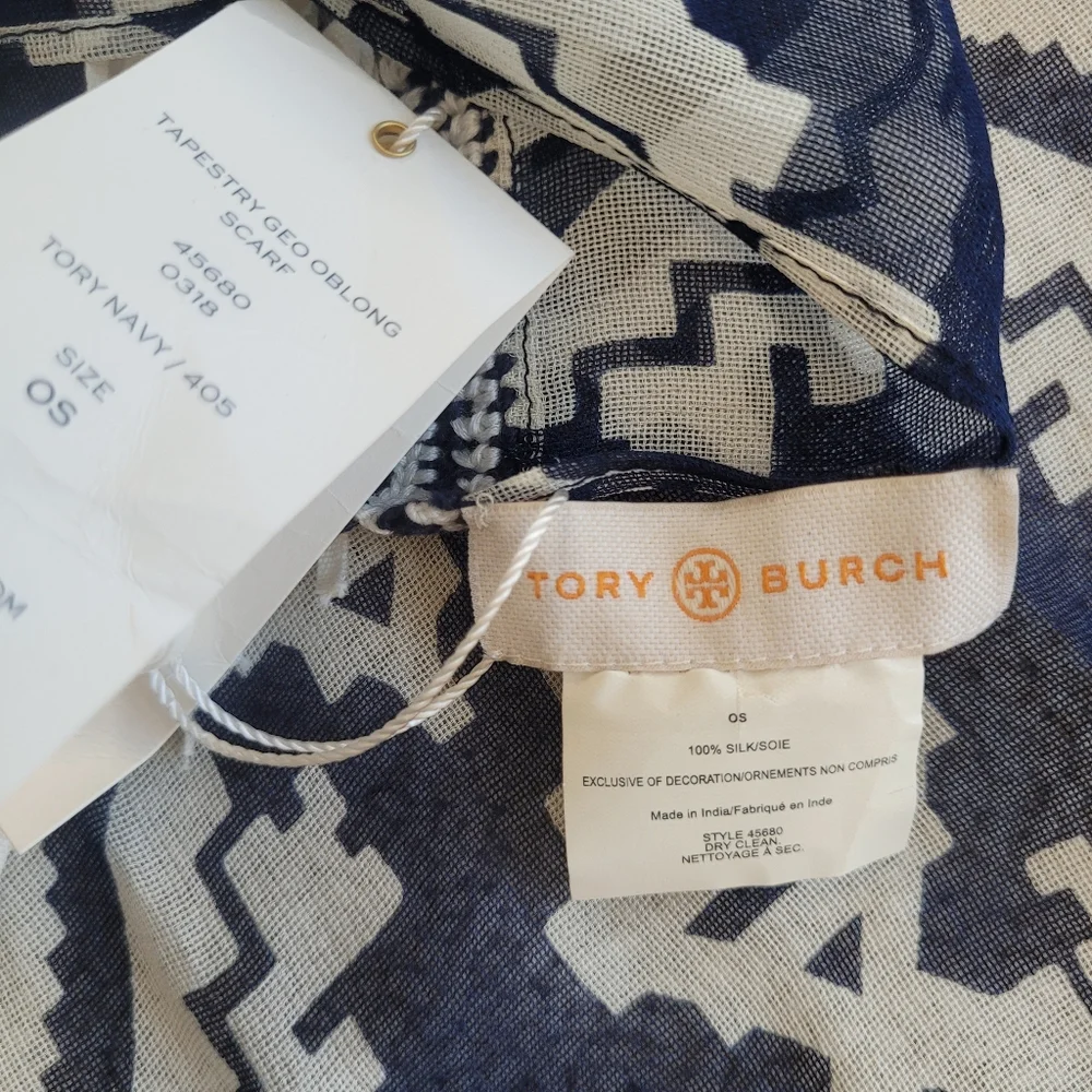 *NWT* Chic Tory Burch Navy and Cream Geometric 100% Silk Oblong Scarf W/Fringe